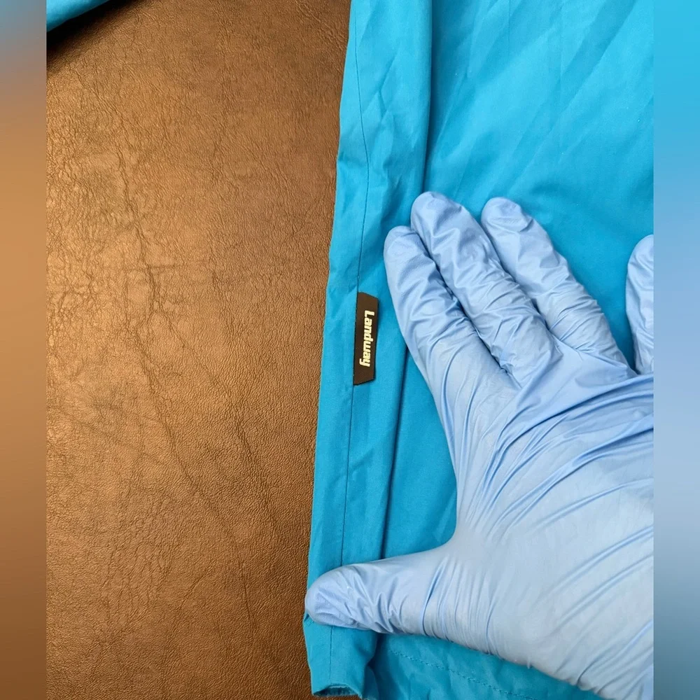 Ludington, Michigan State Park Blue Nylon Hooded Full Zip Jacket; Size XL - Picture 6 of 8